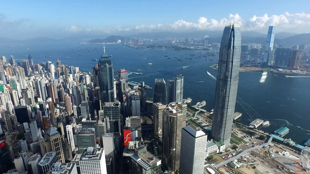 《香港鳥瞰》空中飛行俯視，香港盡攬眼下