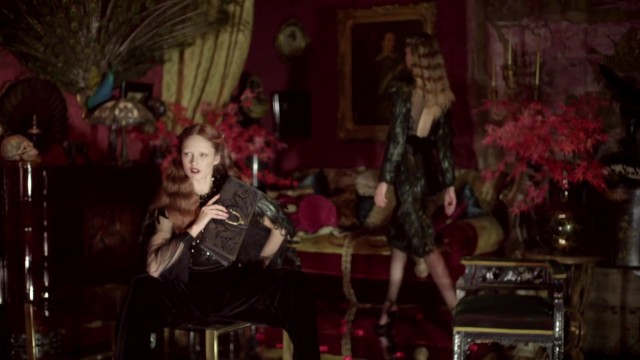 GUCCI 古馳 《Fall Winter 2012》- 導(dǎo)演Mert and Marcus